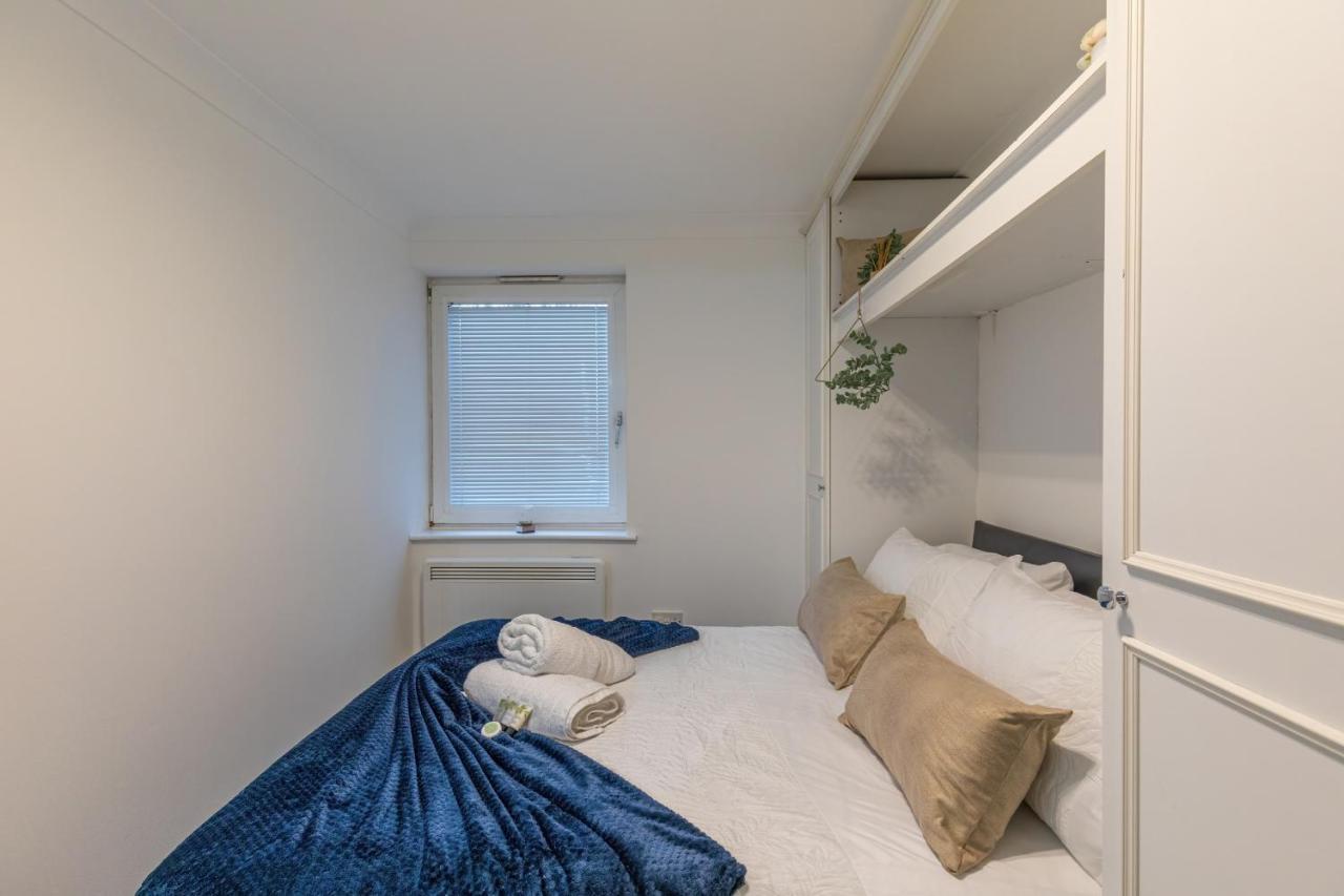 Luxury Hollywood Getaway In The Heart Of The City 브라이턴 외부 사진