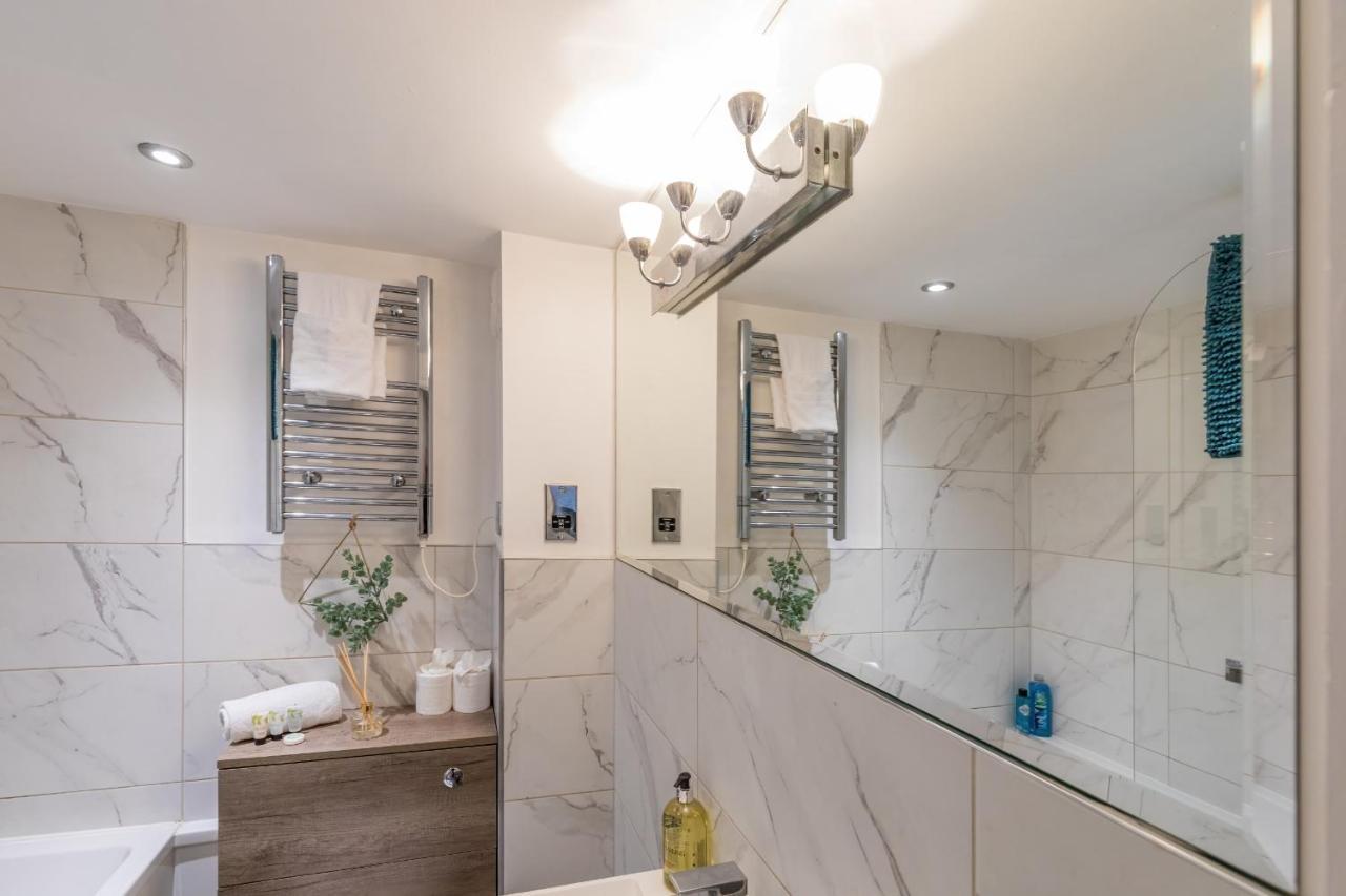 Luxury Hollywood Getaway In The Heart Of The City 브라이턴 외부 사진